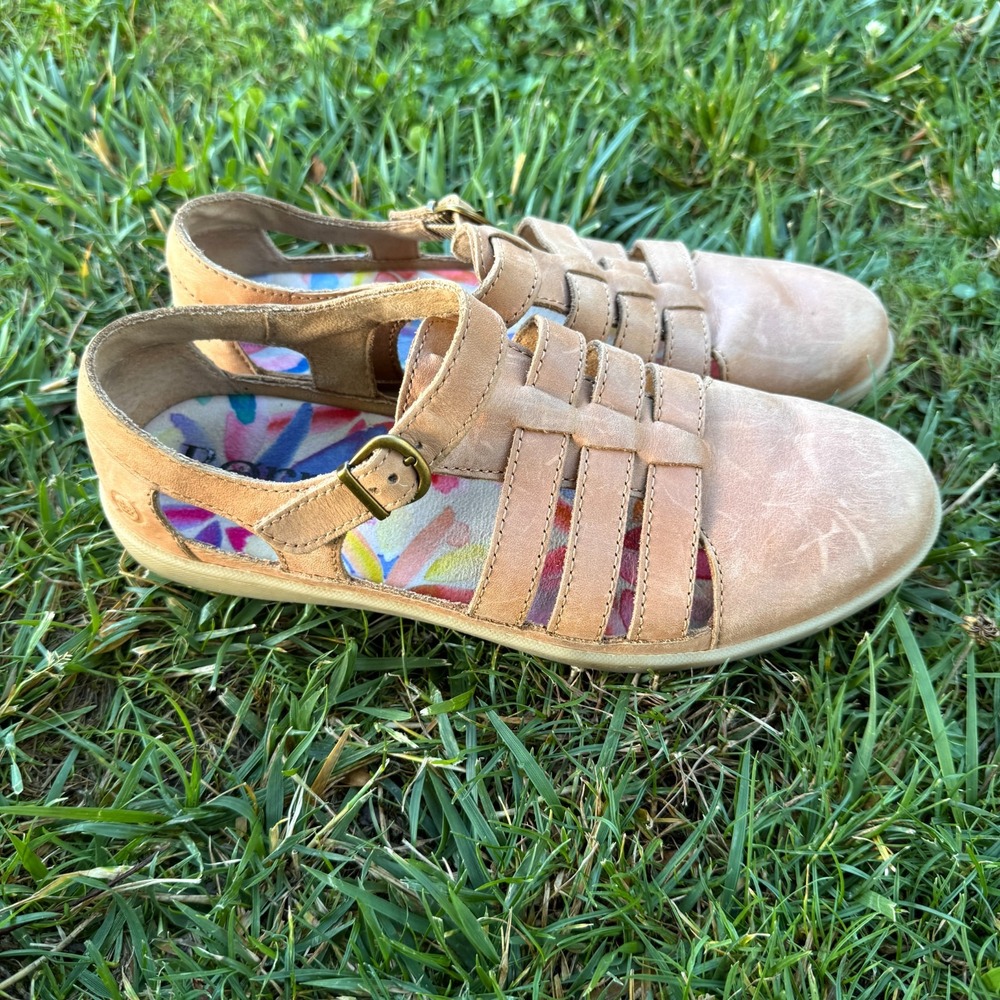 Born Seaster Women's 6.5 Light Brown Leather Adjustable Strap Cutout Strap Shoes